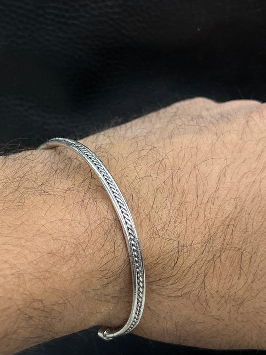 Twisted-S925 Sterling Silver bangle for men