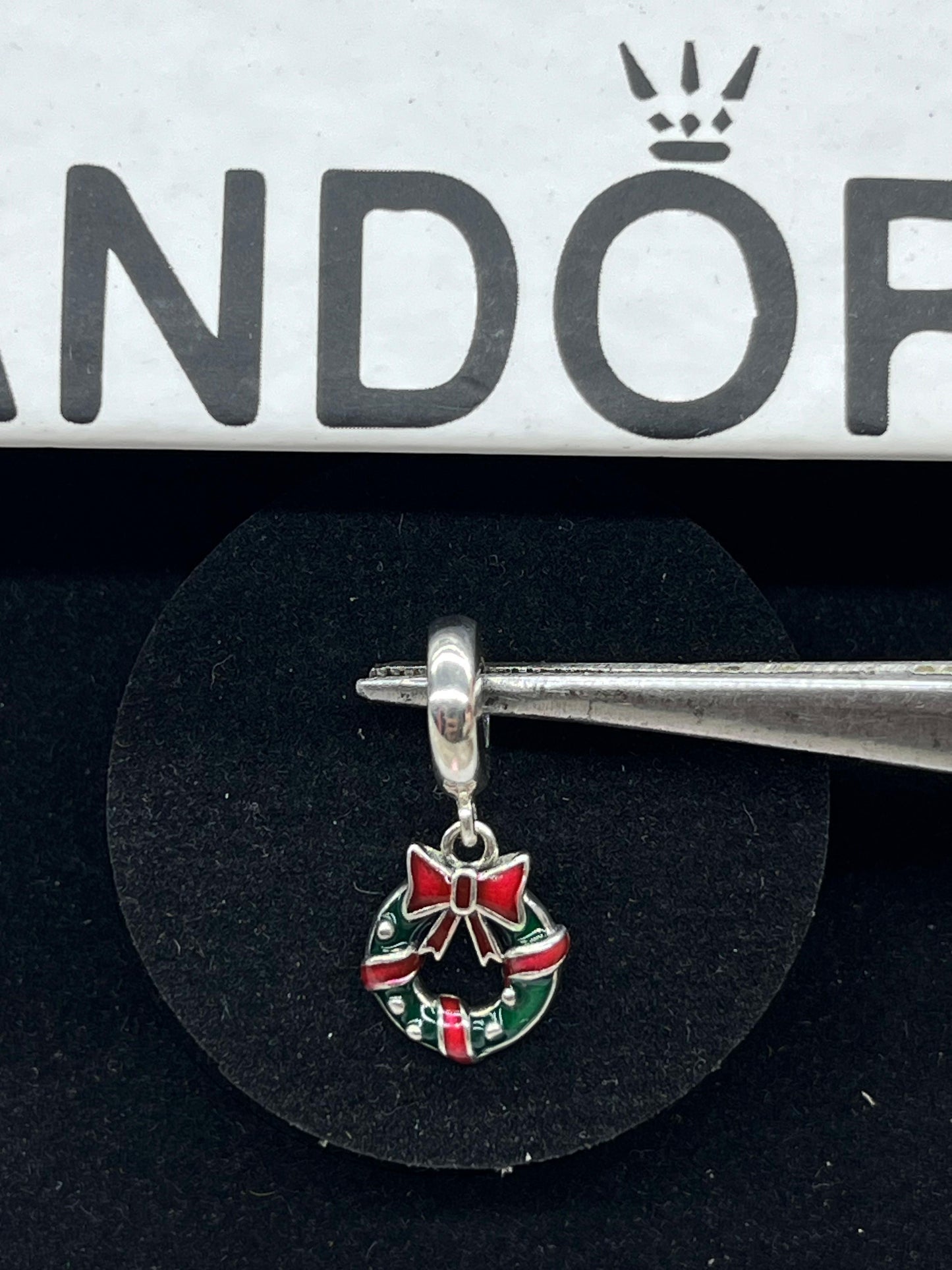 Pandora Holiday Wreath Dangle charm