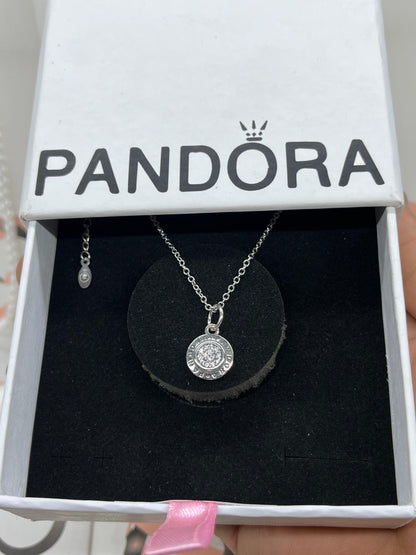 Pandora SIGNATURE Necklace