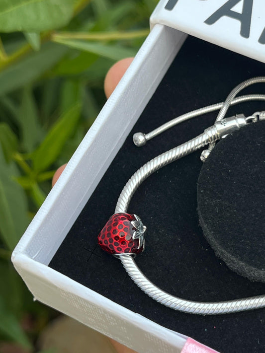 Strawberries Pandora charm🍓