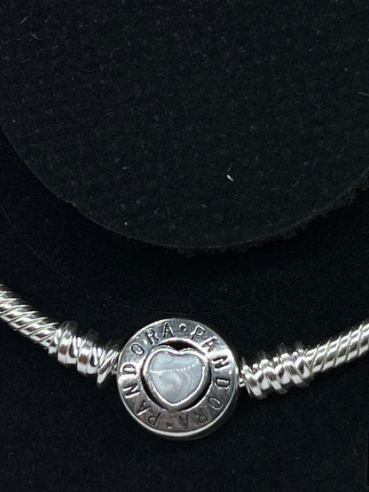 Pandora moments loving heart clasp bracelet -Silver925