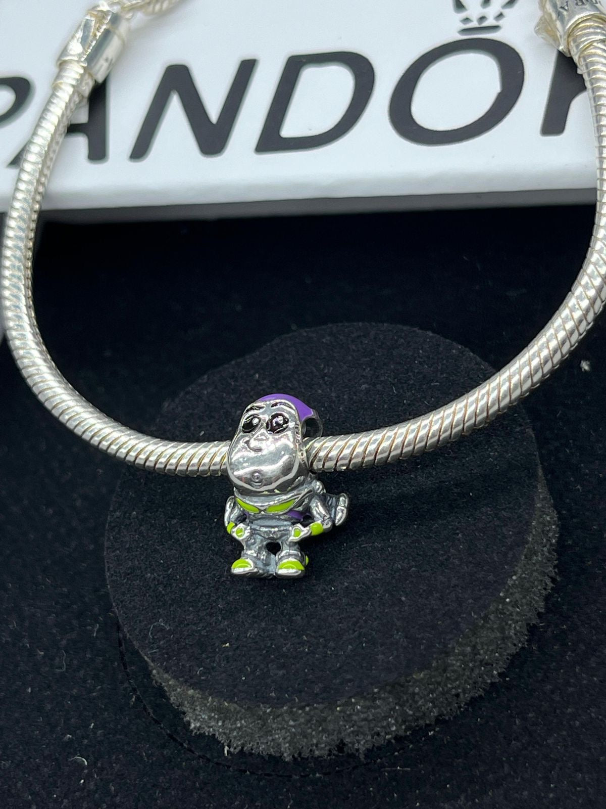 Pandora Disney x Pixar Buzz lightyear⭐️