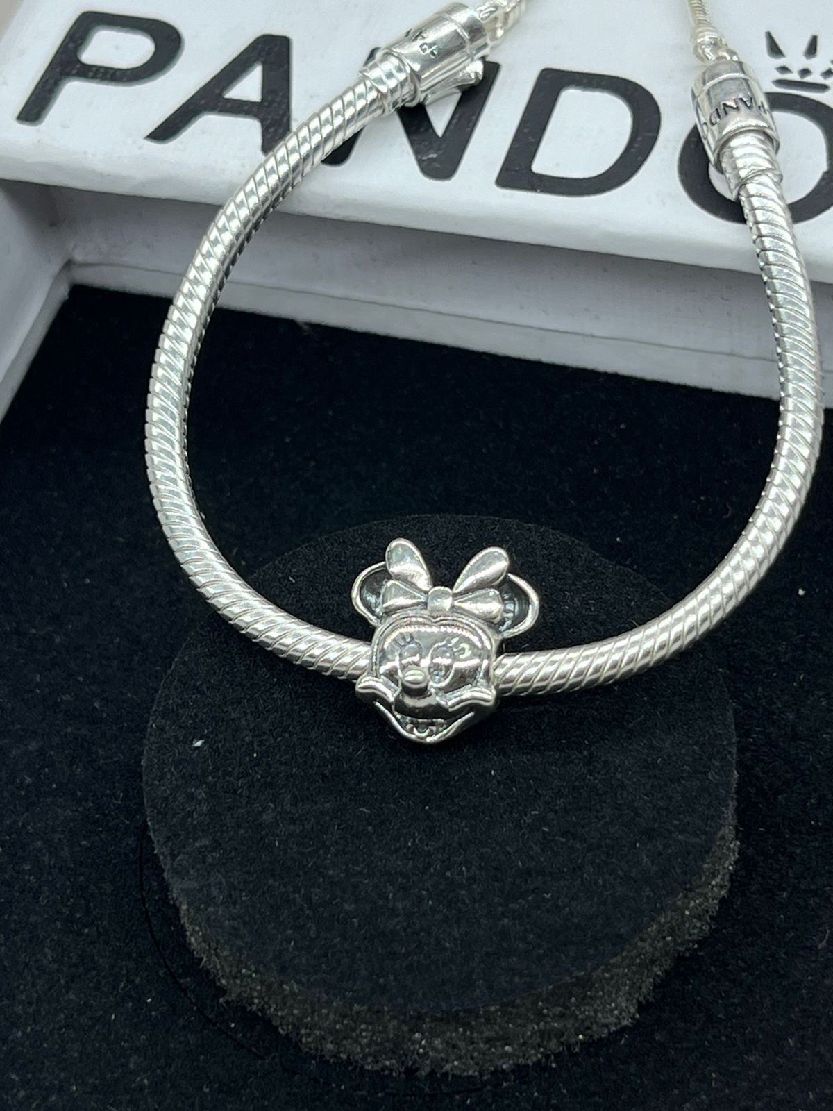 Minnie Mouse Pandora Charm✨