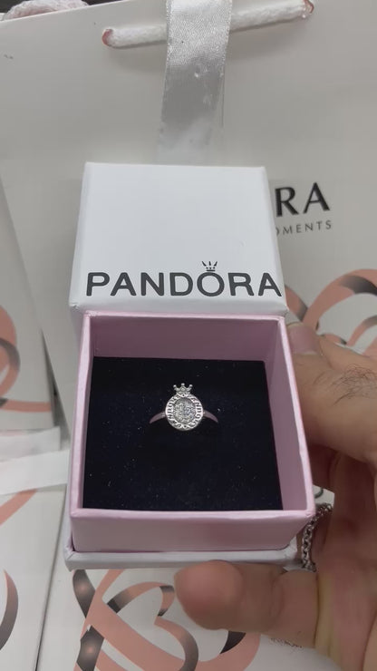 Sparkling pandora signature crown Ring